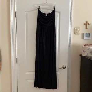 Black maxi dress